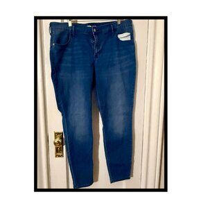 Old Navy Super Skinny Mid Rise Size 16 Jeans